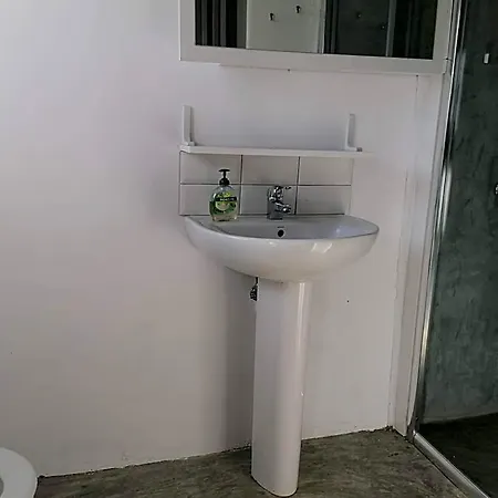 Le Mat Hostel