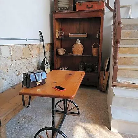 Hostel Le Mat *