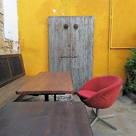 Le Mat Larnaca