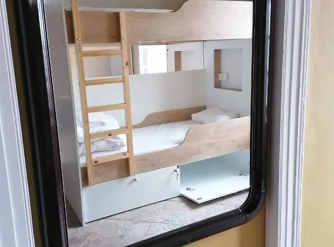 Hostel Le Mat Larnaca